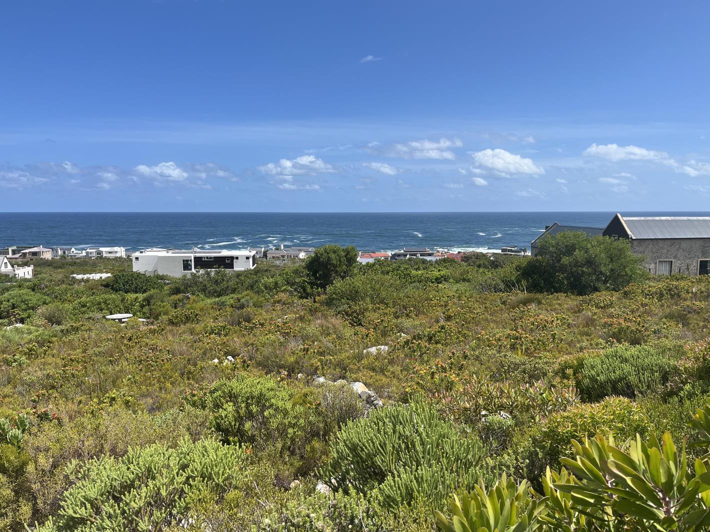 1 870 m² Land available in Bettys Bay