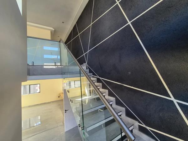 3 Bedroom House in Ferndale