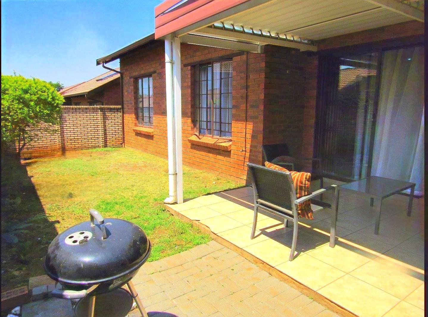 3 Bedroom Simplex in Equestria