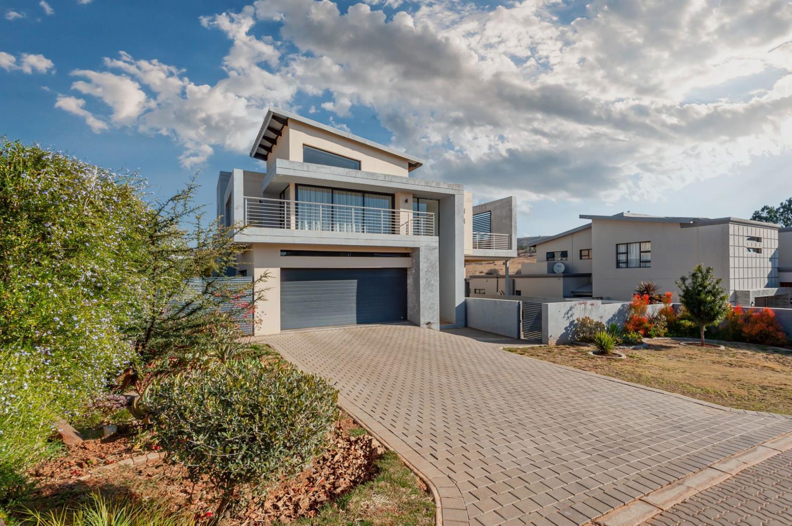 4 Bedroom House in Eye of Africa Estate