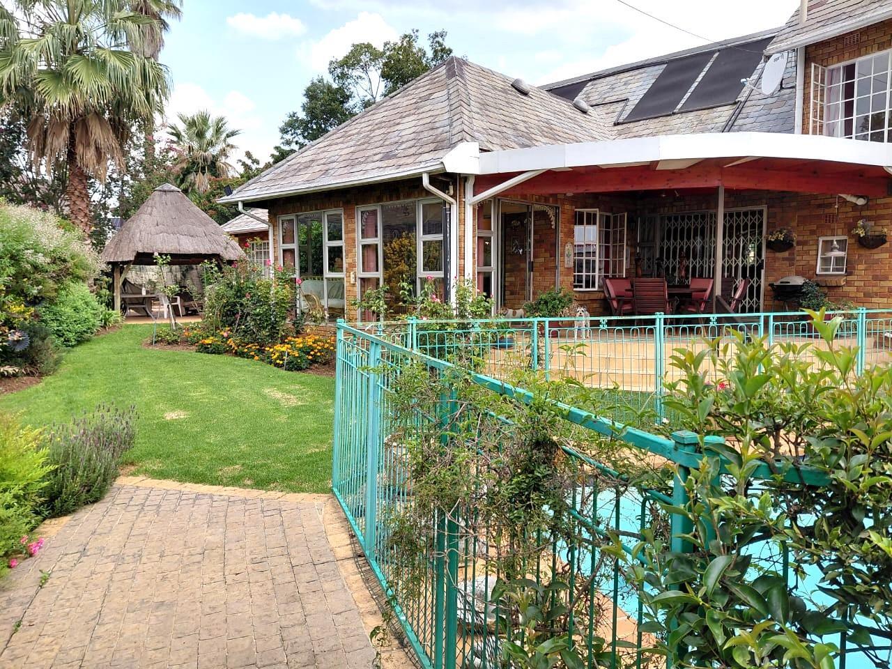 4 Bedroom House in Dowerglen
