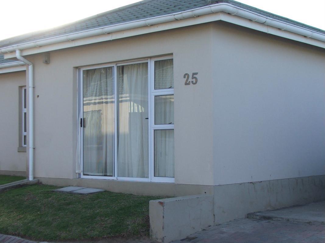 2 Bedroom House in West Bank