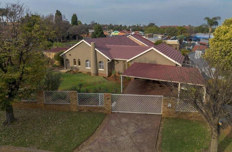 4 Bedroom House in Albemarle
