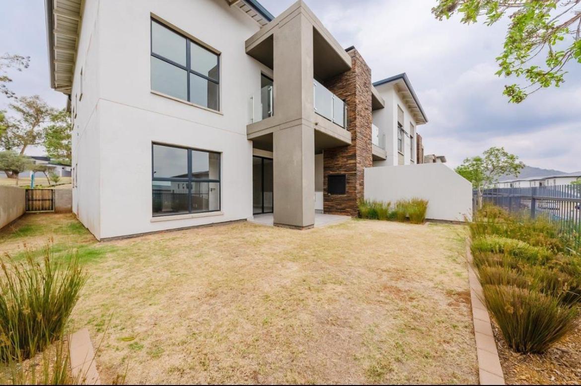 3 Bedroom Apartment in Eye of Africa Estate