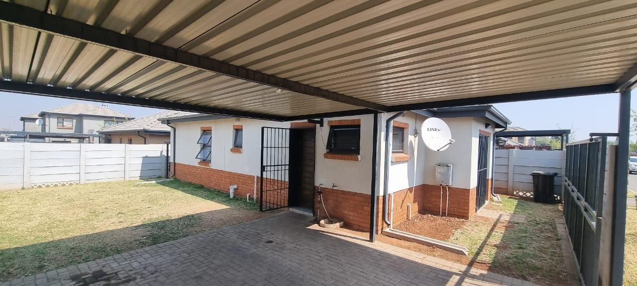 2 Bedroom House in Leopards Rest Security Estate