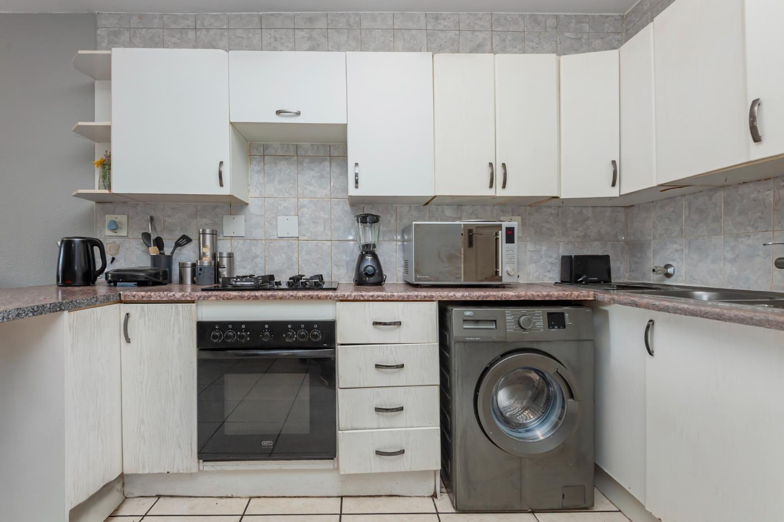 3 Bedroom Apartment in Alberton North