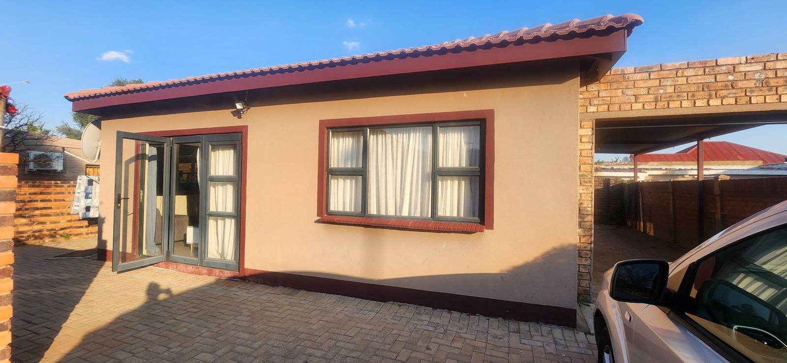2 Bedroom House in Kimberley Central