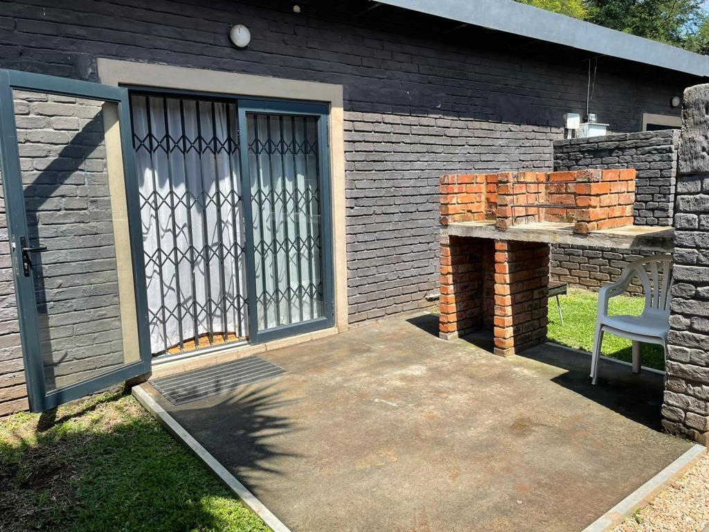 1 Bedroom Garden Cottage in Wierda Park