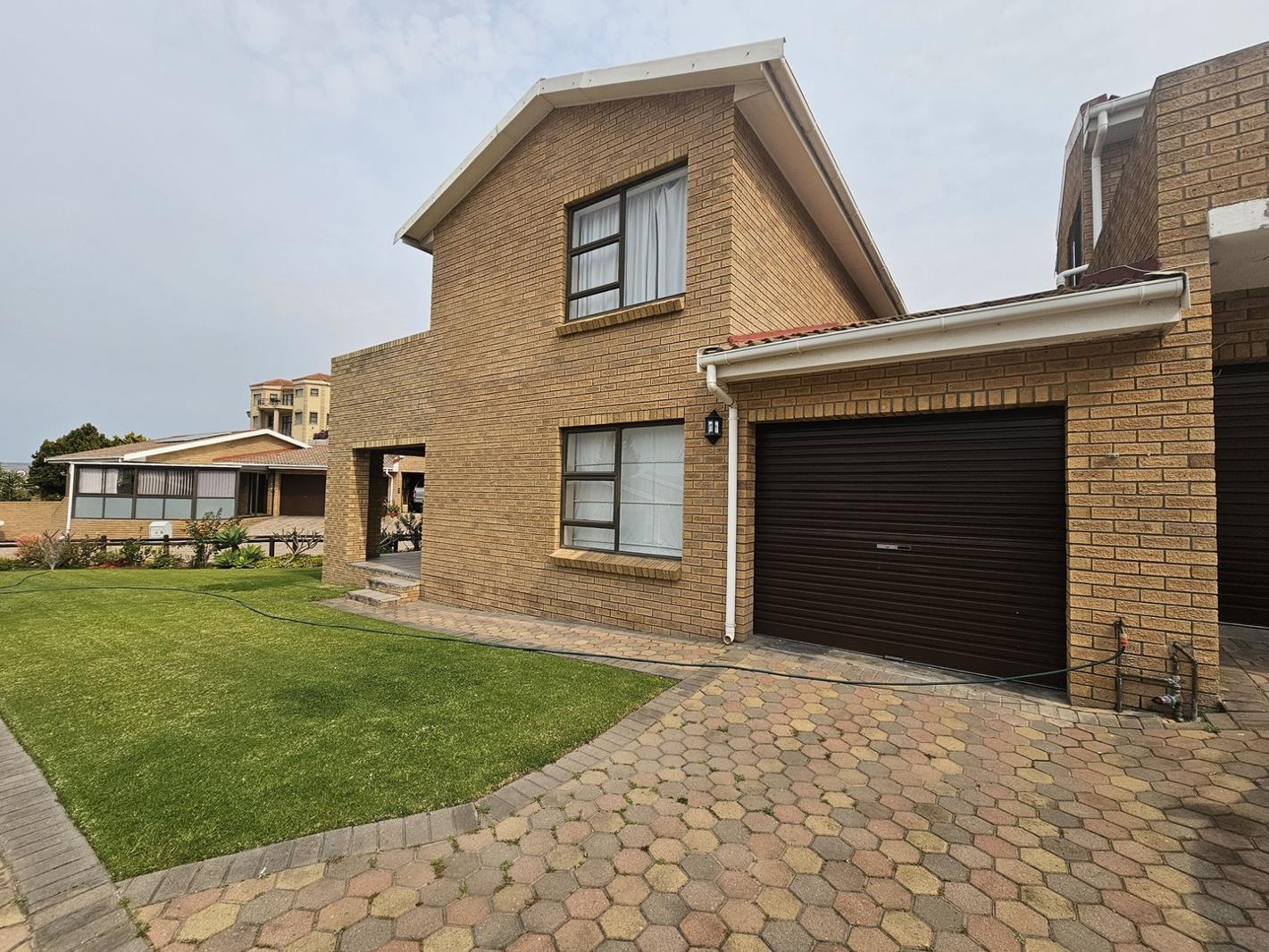 3 Bedroom House in Menkenkop