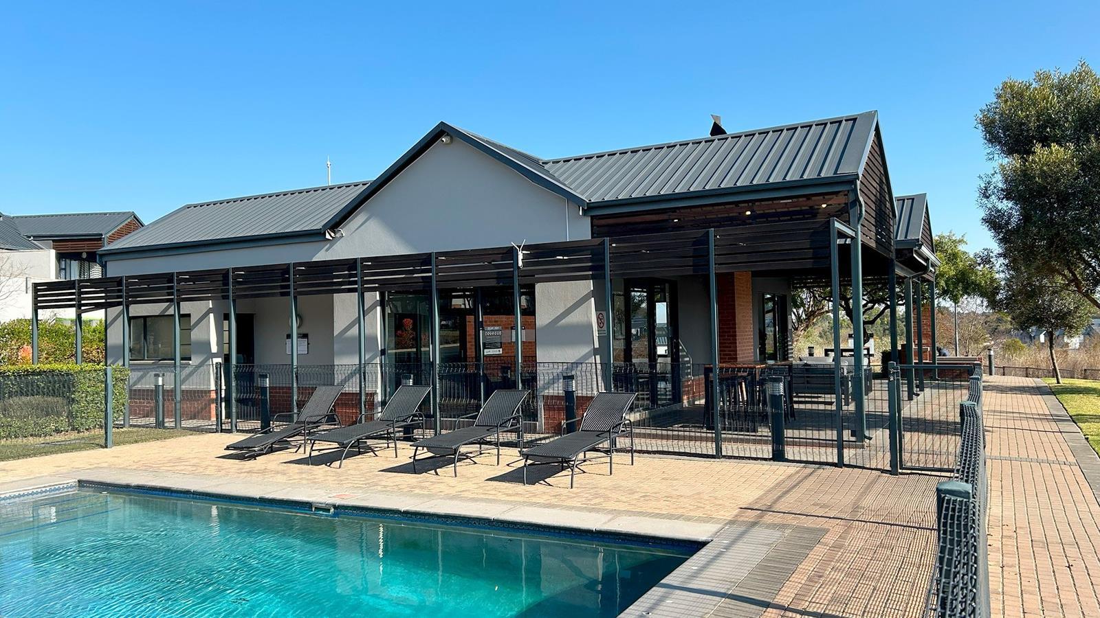 1 Bedroom Apartment in Carlswald
