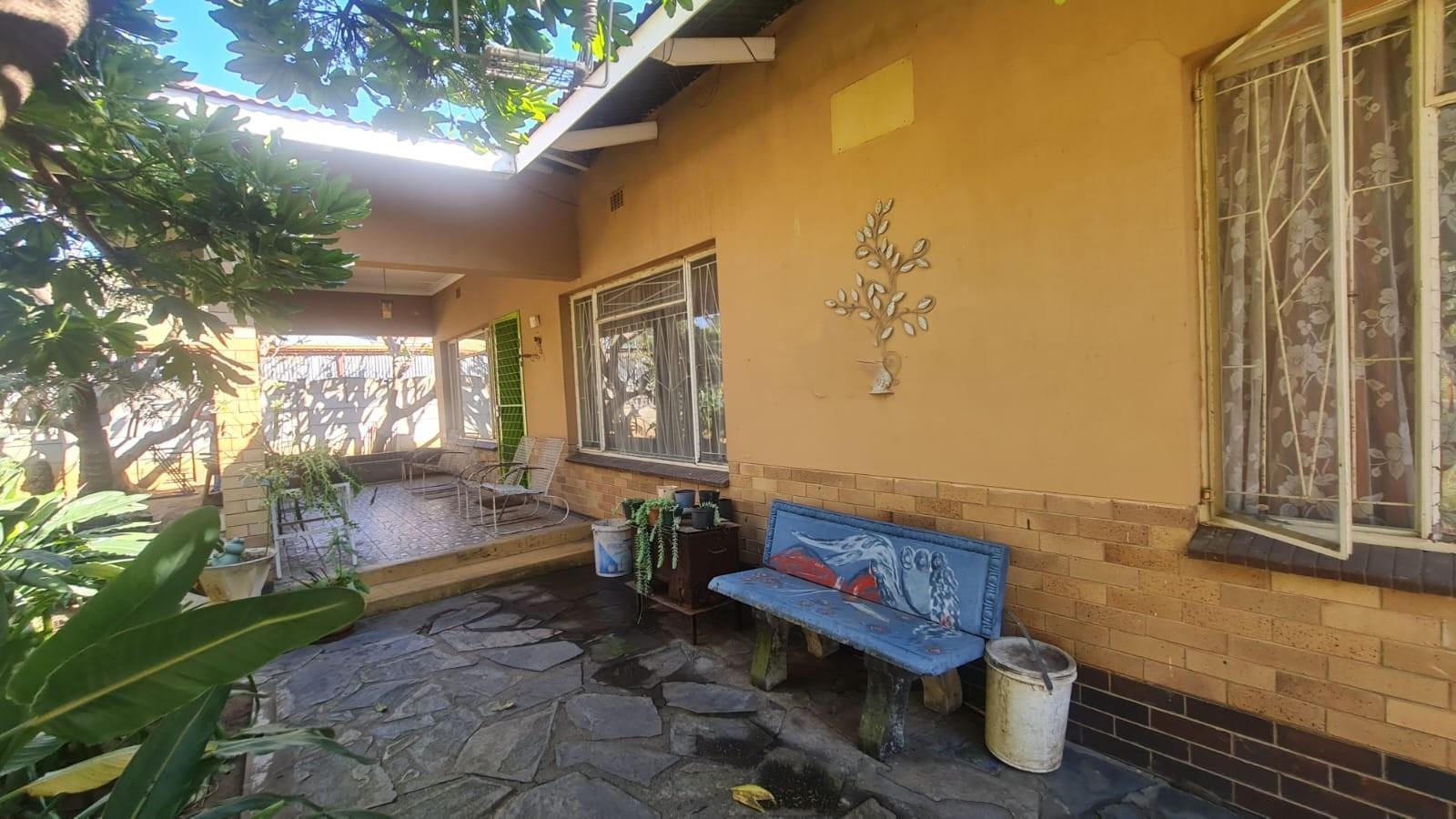 3 Bedroom House in Oos-Einde