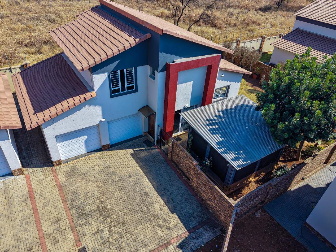 3 Bedroom House in Oukraal Estate