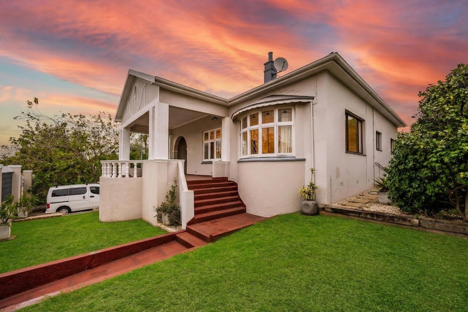 5 Bedroom House in Bonnie Doone