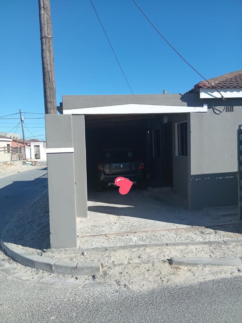 2 Bedroom House in Mfuleni