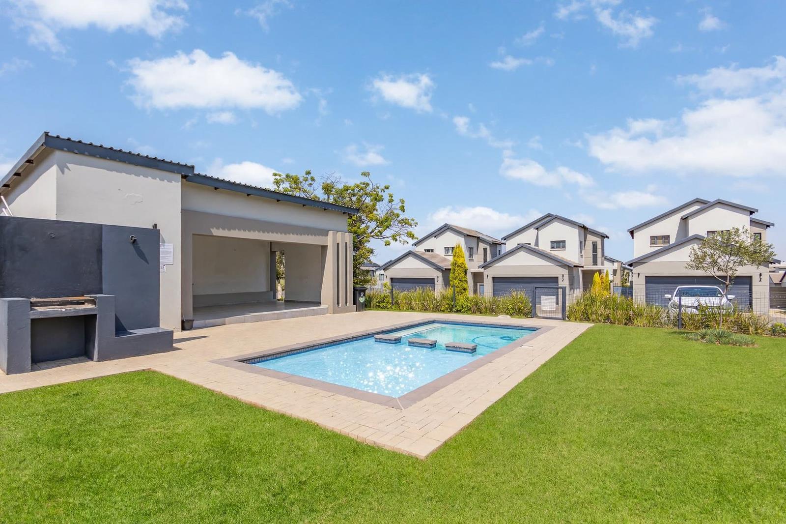 3 Bedroom Townhouse in Witkoppen