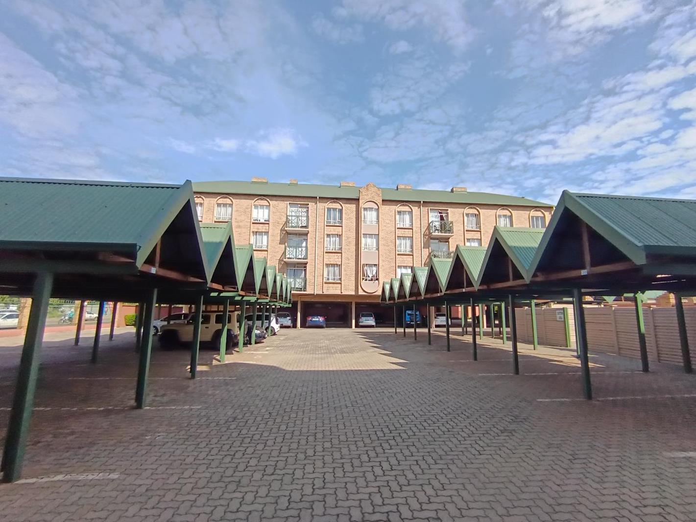 1.5 Bedroom Apartment in Hatfield