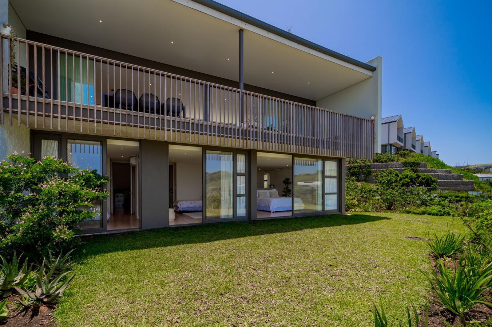 3 Bedroom Townhouse in Sheffield Beach