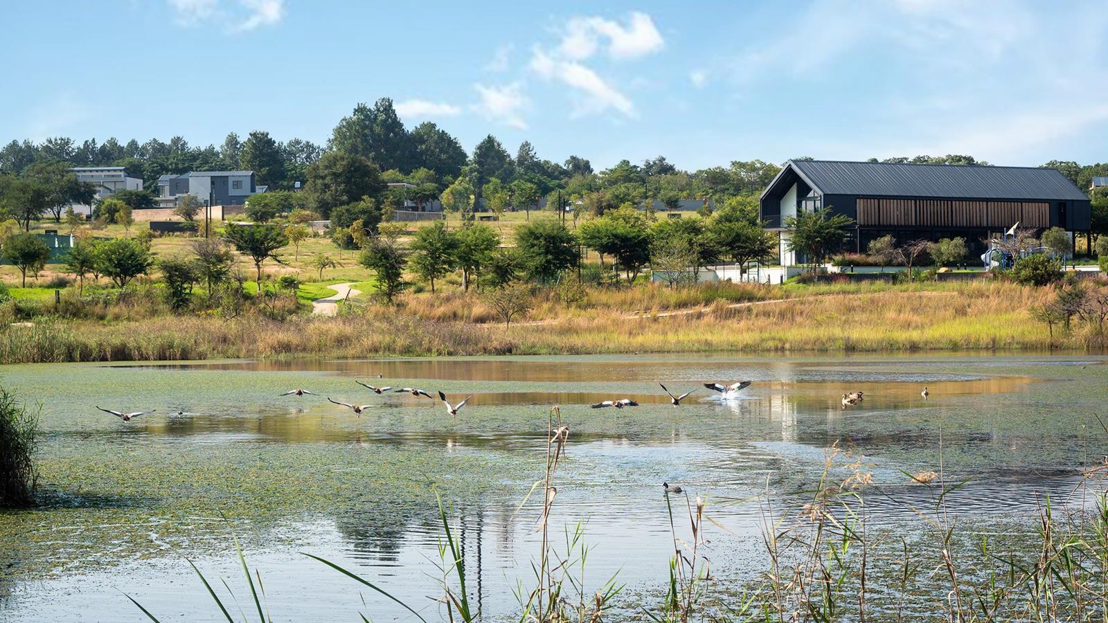 656 m² Land available in Helderfontein Estate