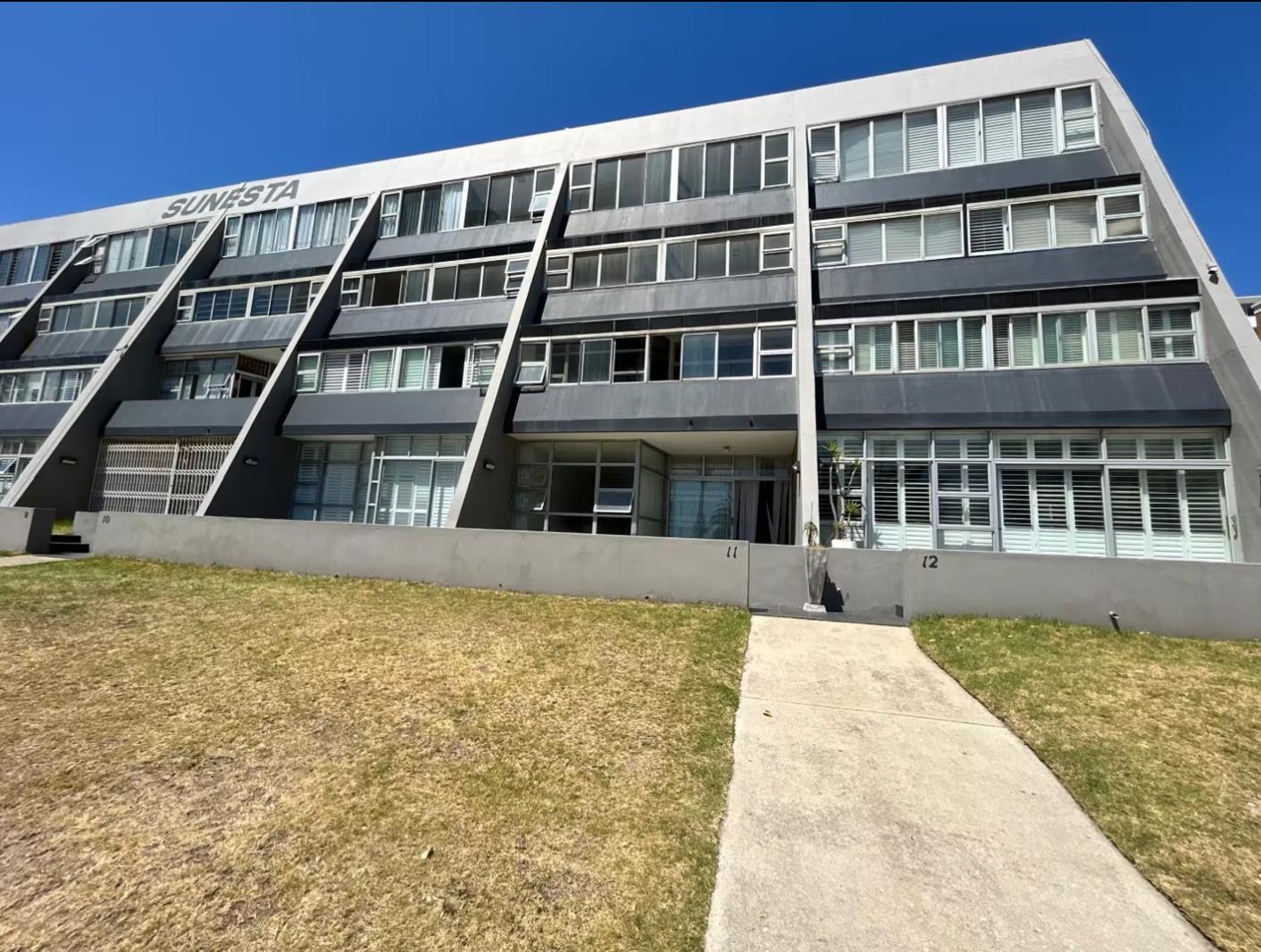 3 Bedroom Apartment in Humewood