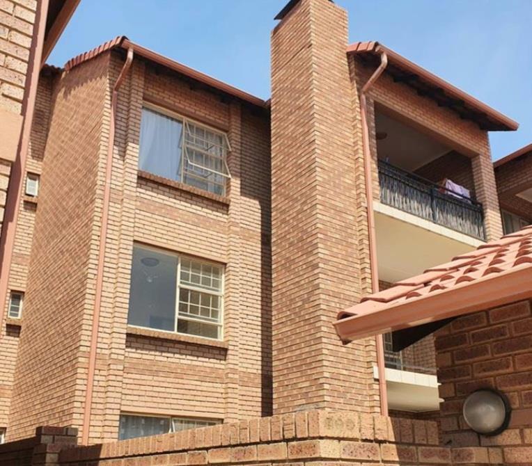 3 Bedroom Townhouse in Paramount Estate