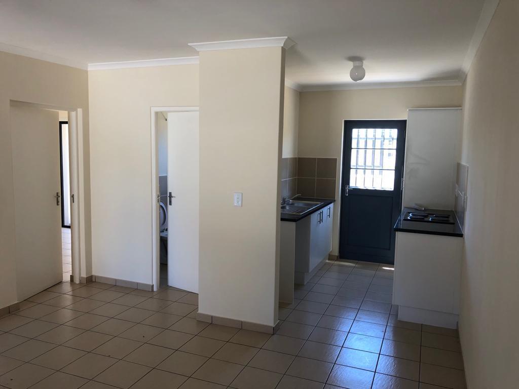 2 Bedroom Flat in Parklands