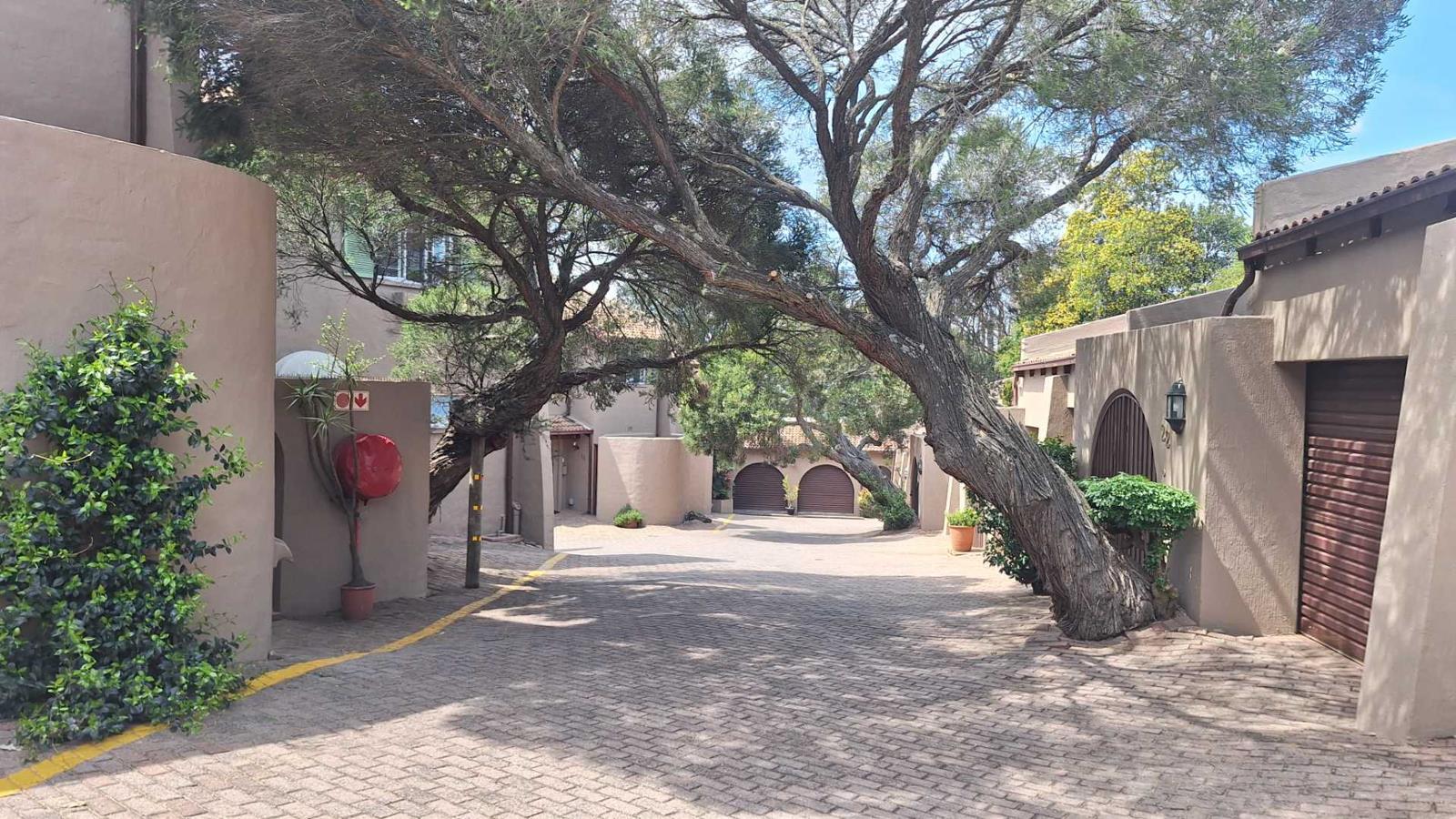 1 Bedroom Apartment in Northcliff