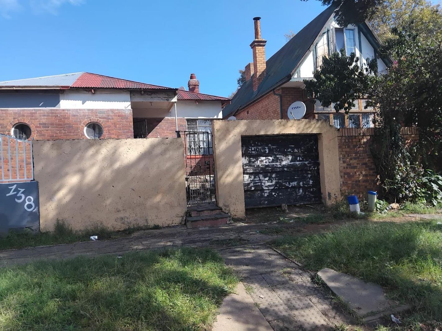 2 Bedroom House in Turffontein
