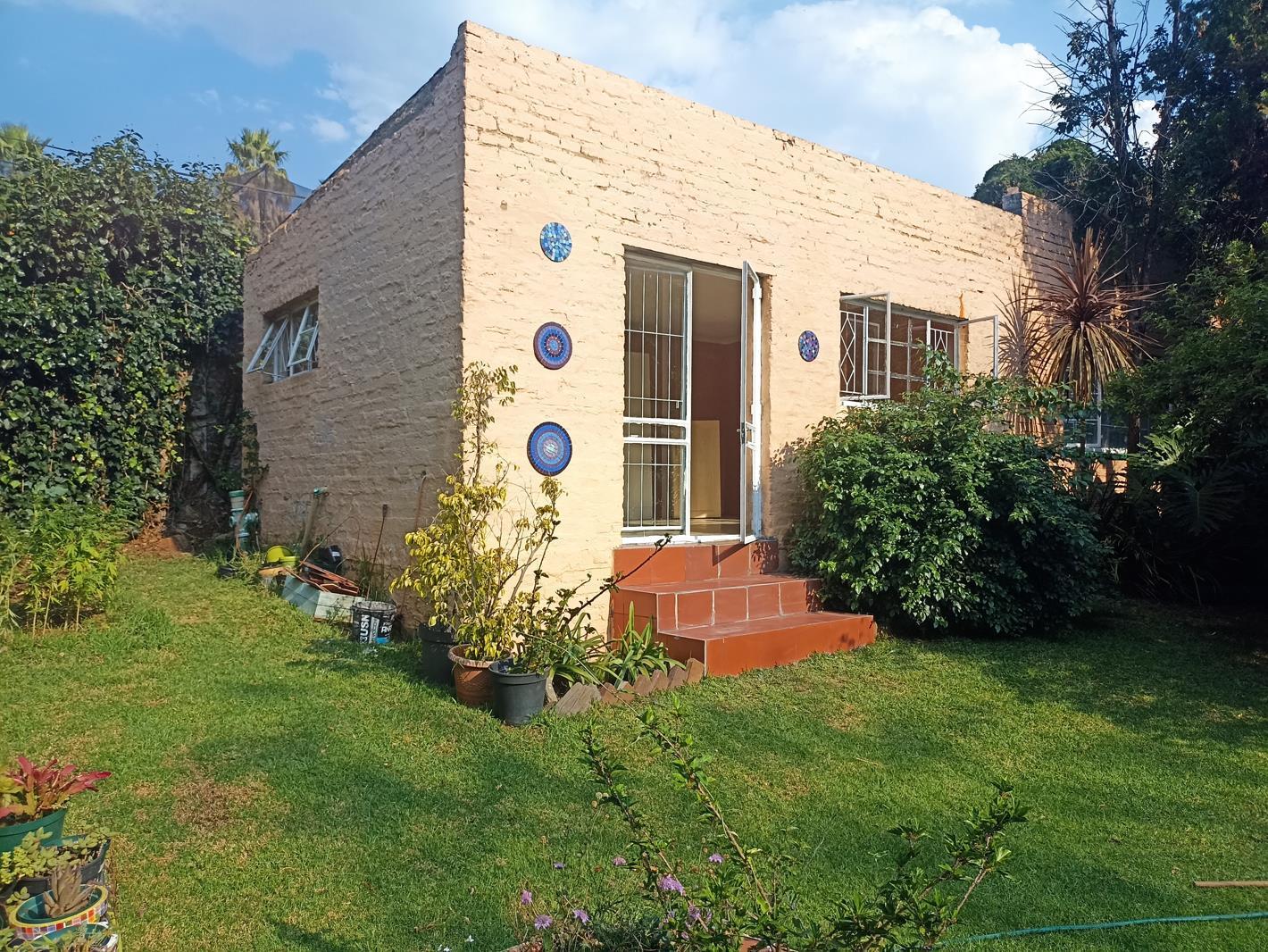 1 Bedroom Garden Cottage in Risidale
