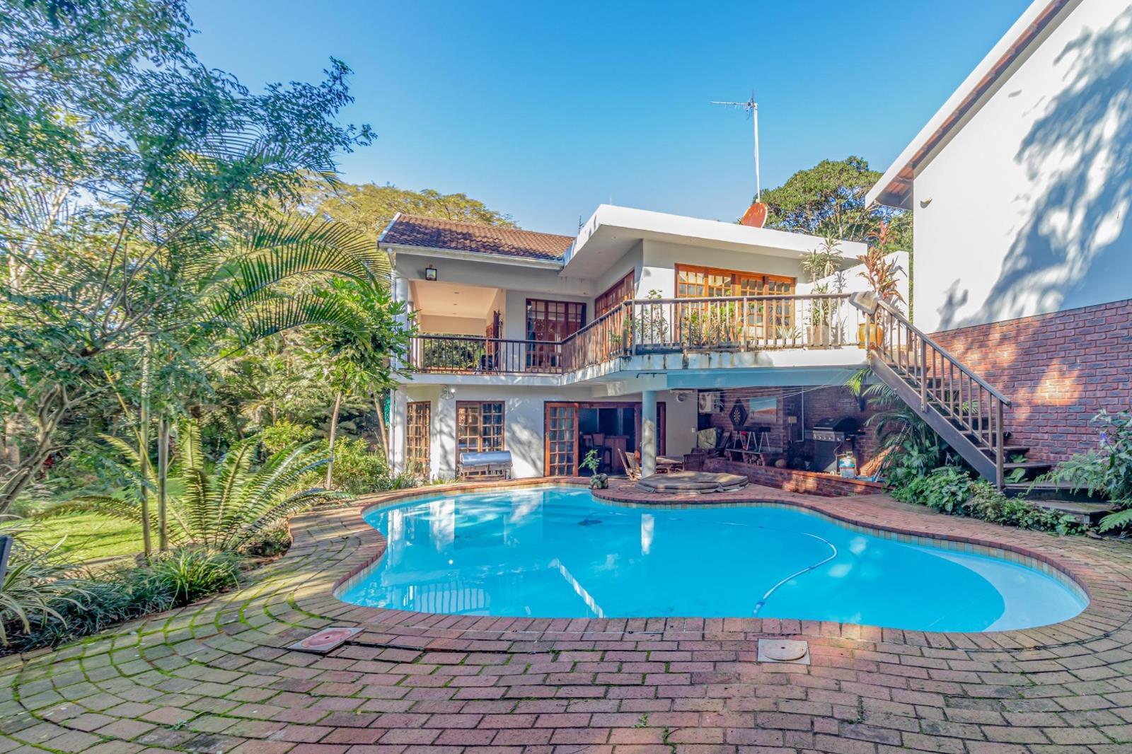 3 Bedroom House in Woodside