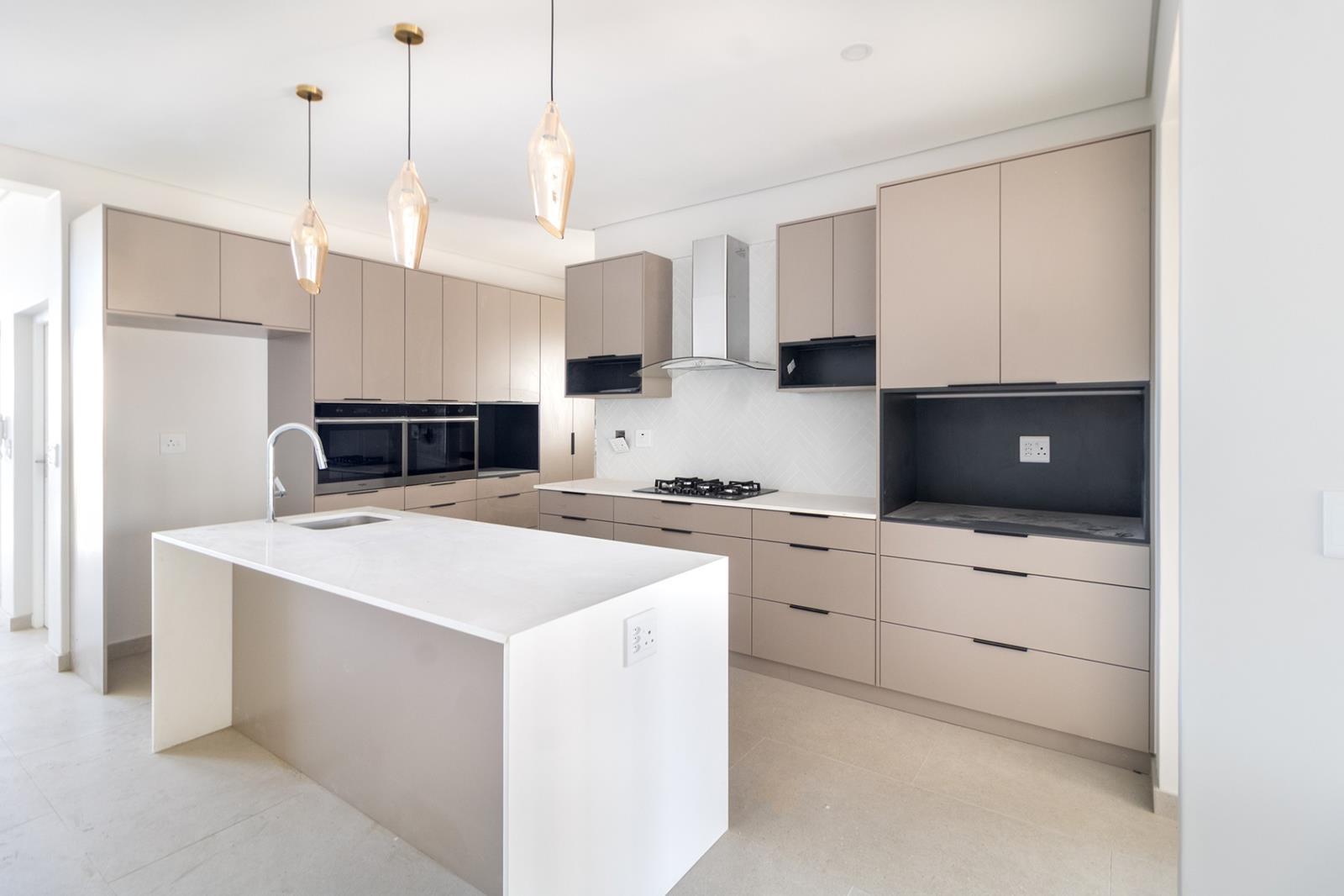 4 Bedroom House in Sandown