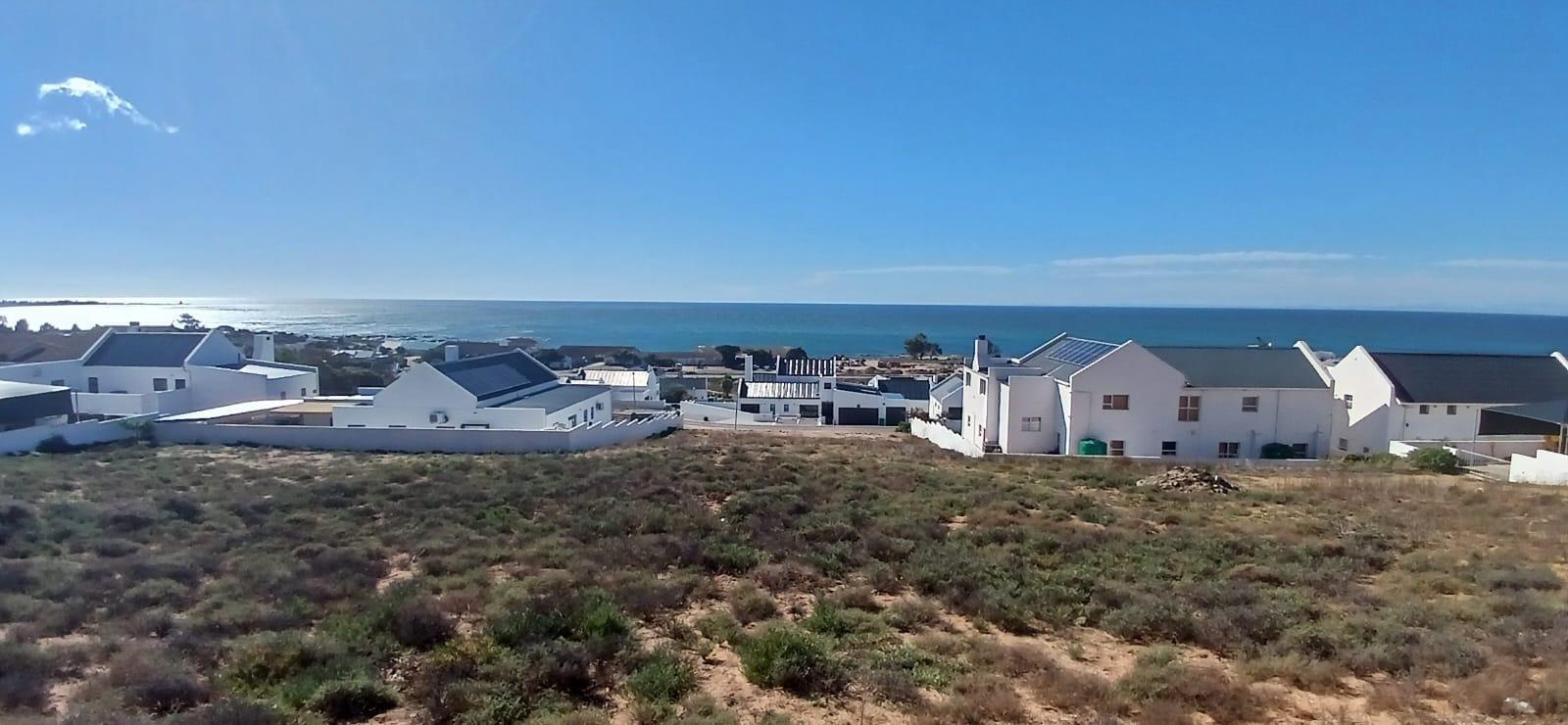 812 m² Land available in Da Gama Bay