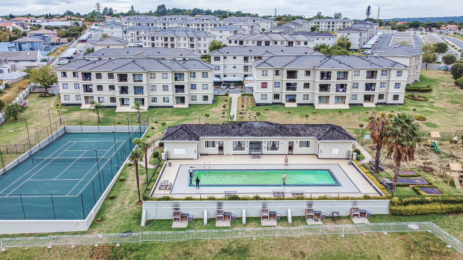 2 Bedroom Apartment in Fourways