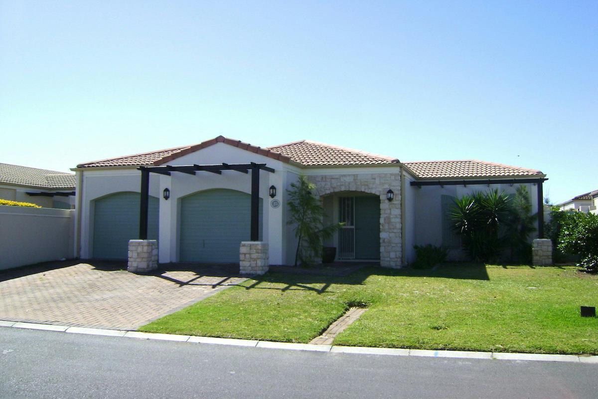 3 Bedroom House in Century City