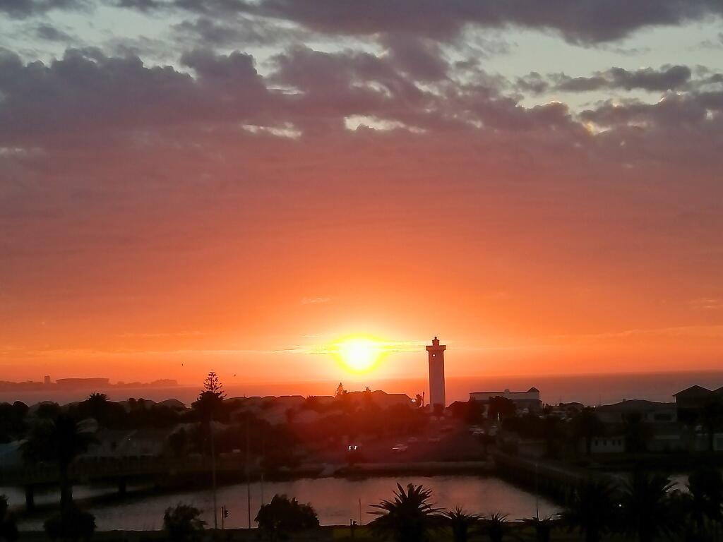 1 Bedroom Apartment in Milnerton Central