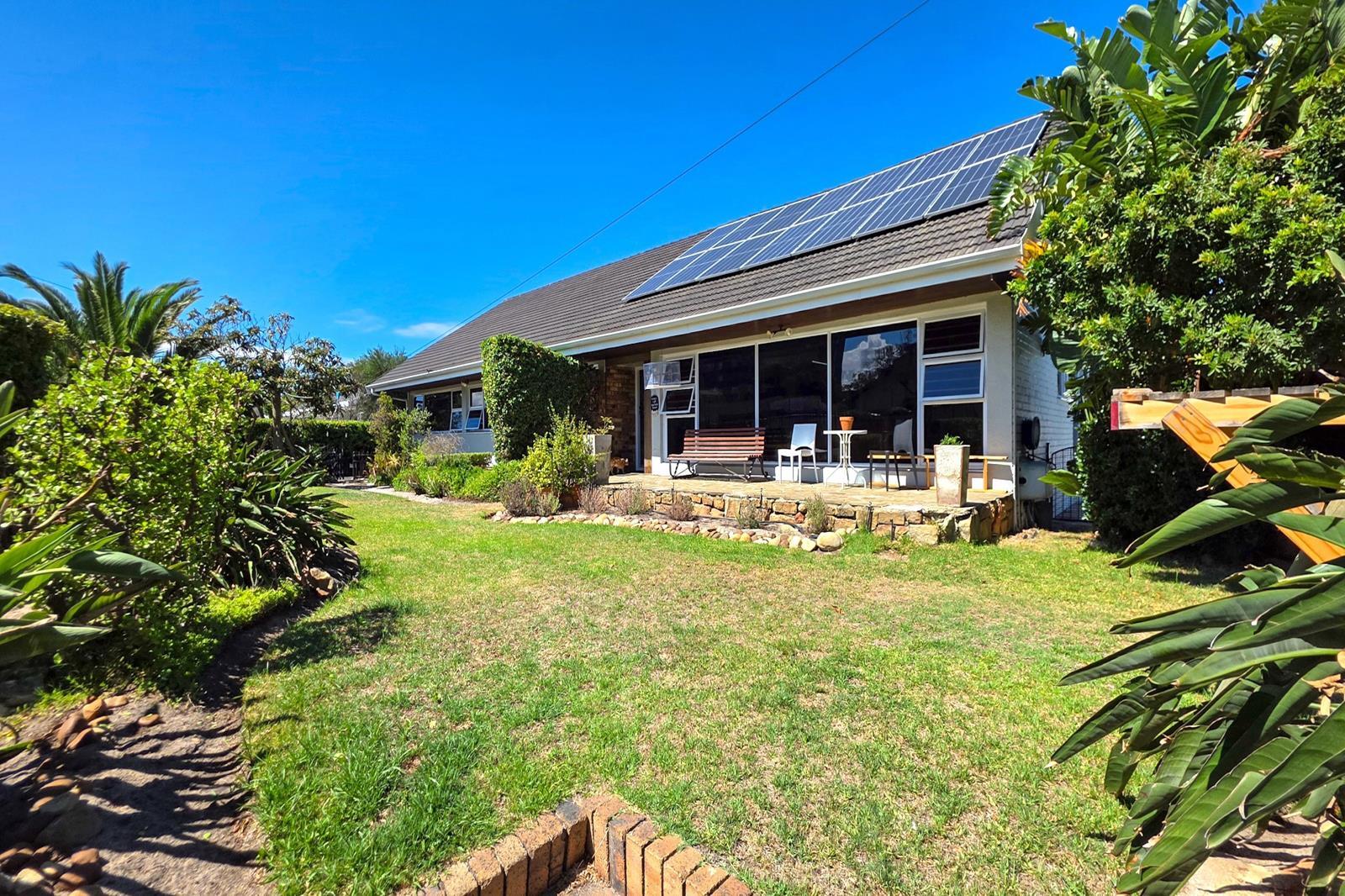 4 Bedroom House in Milnerton Central