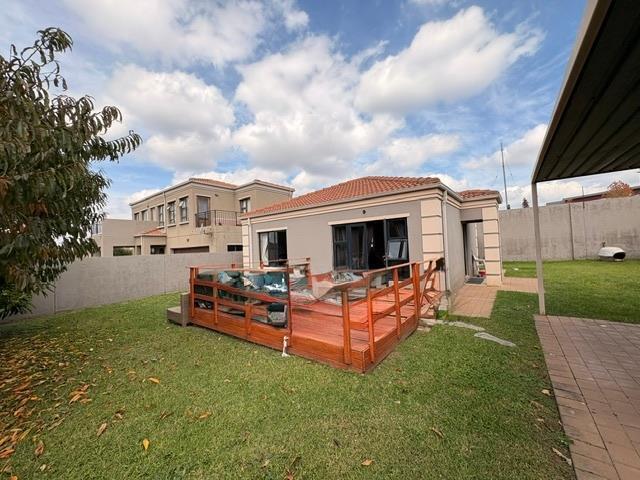 2 Bedroom House in Blue Hills