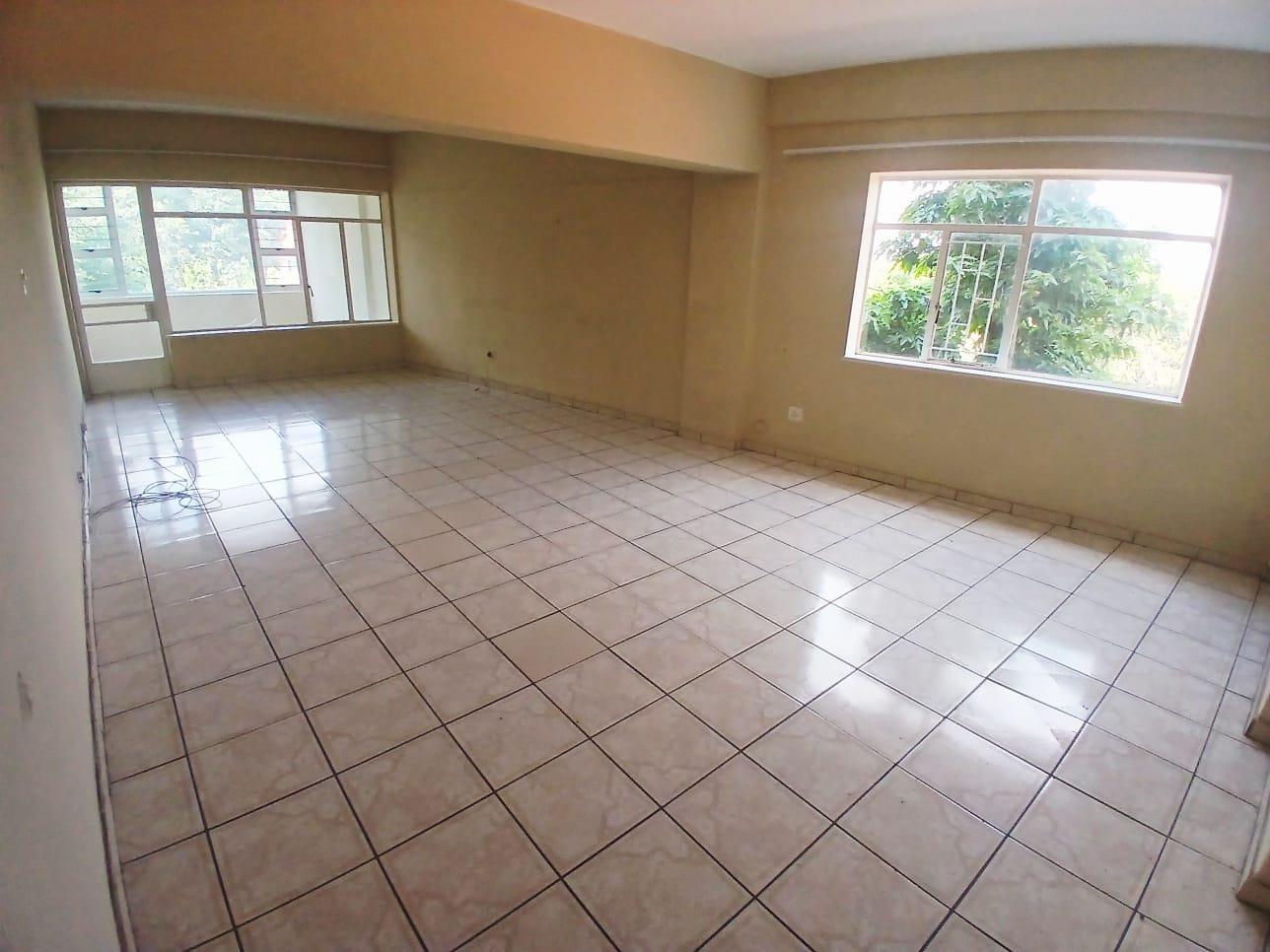 3 Bedroom Apartment in Cyrildene
