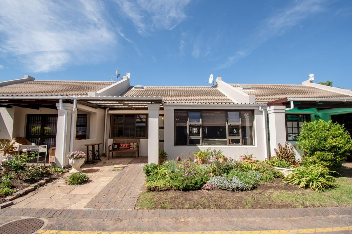 2 Bedroom Townhouse in Bizweni
