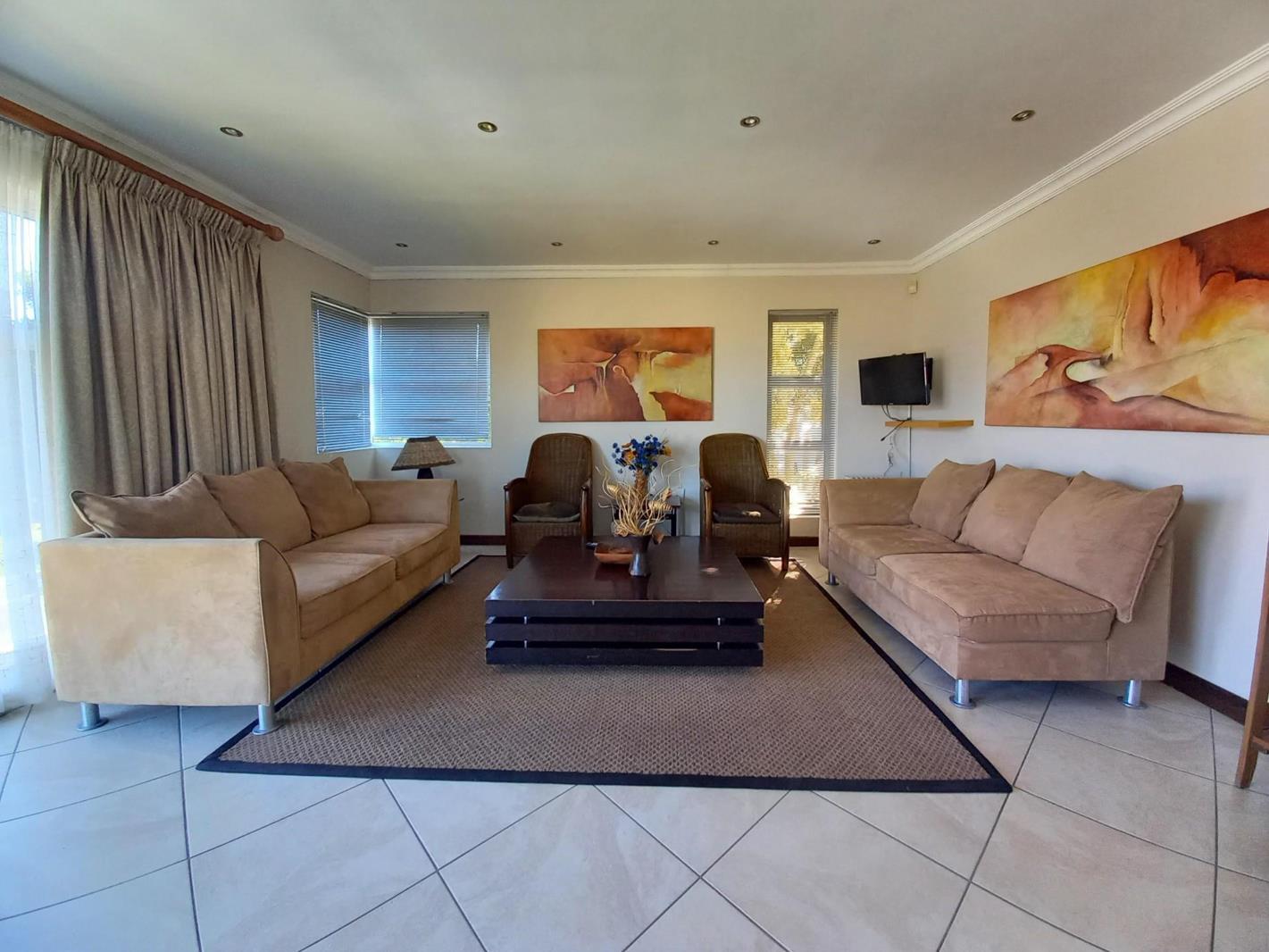 2 Bedroom Apartment in Flamingo Vlei