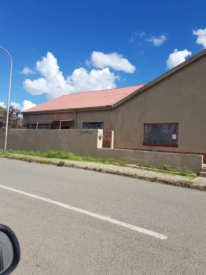 5 Bedroom House in Reddersburg
