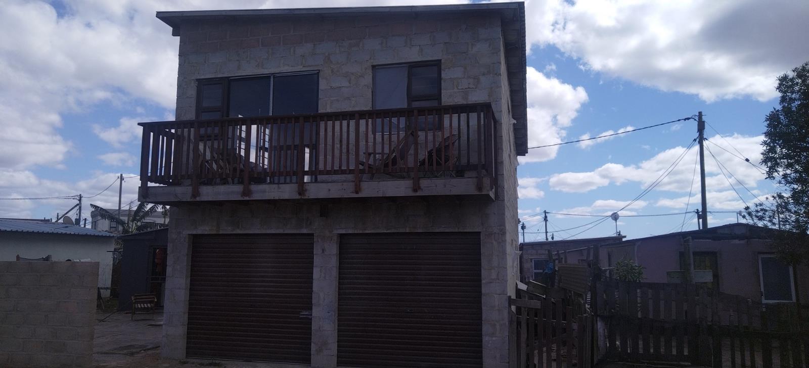 2 Bedroom House in Kwanonqaba