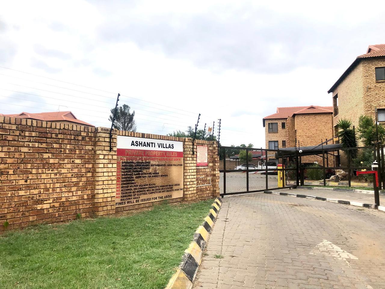 1 Bedroom Apartment in Klippoortje