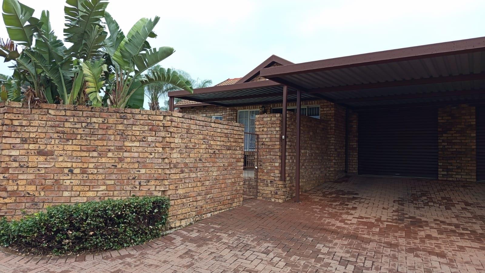2 Bedroom Townhouse in Monument Park