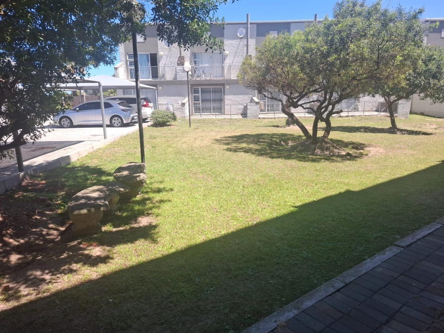 Studio apartment in Humewood