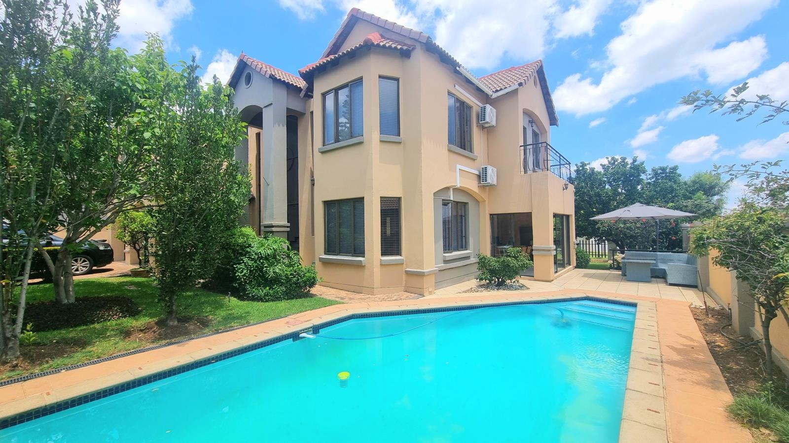 4 Bedroom House in Crescent Wood Country Estate