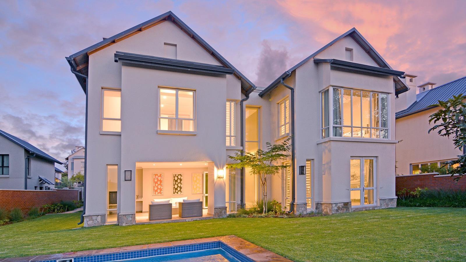 4 Bedroom House in Waterfall