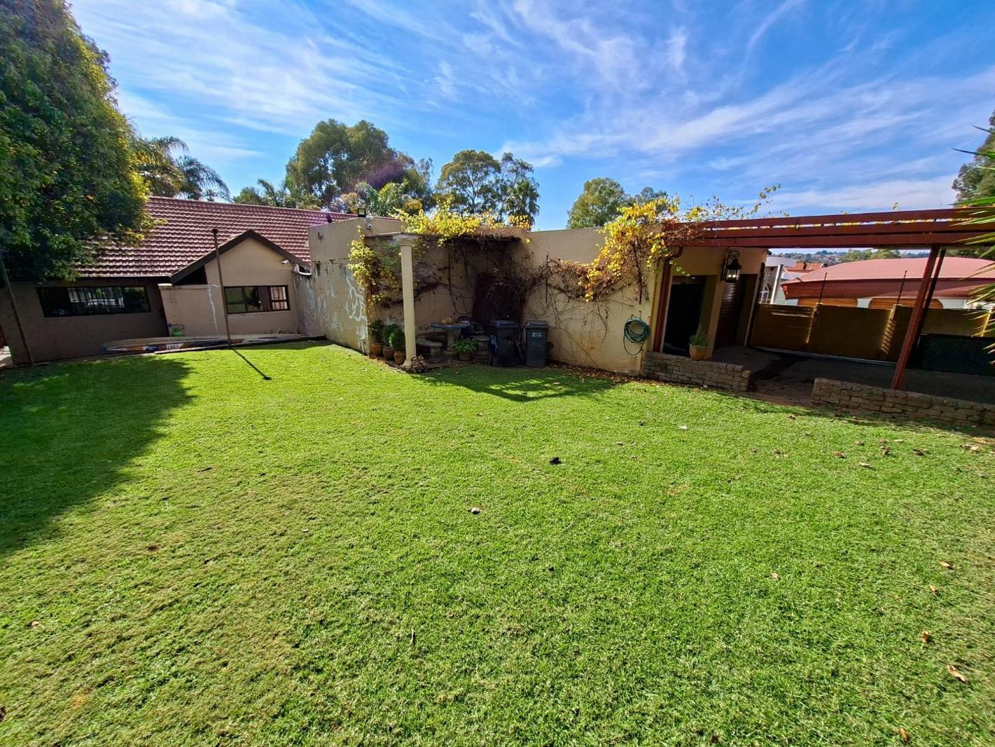 3 Bedroom House in Silverfields