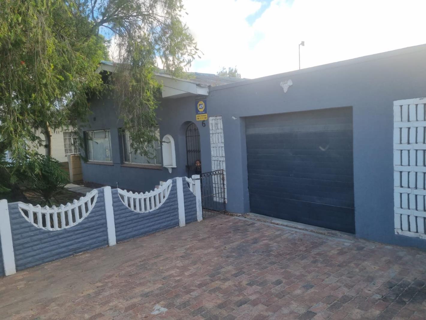 3 Bedroom House in Connaught Estate