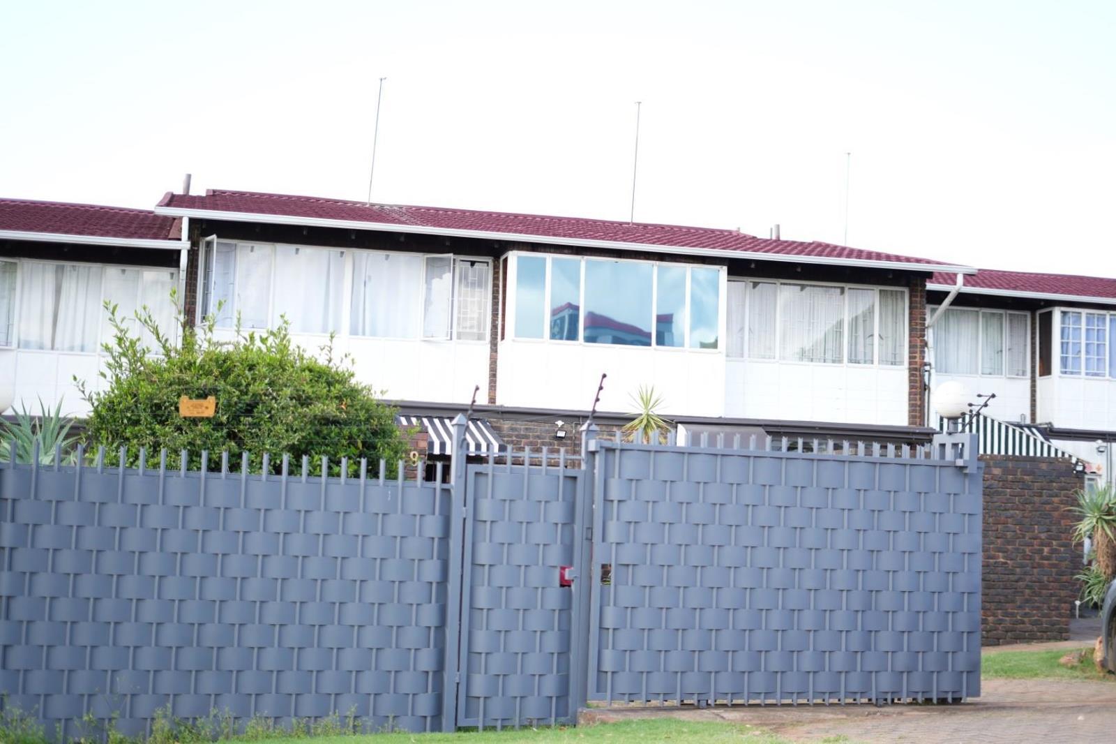 3 Bedroom Apartment in Lynnwood