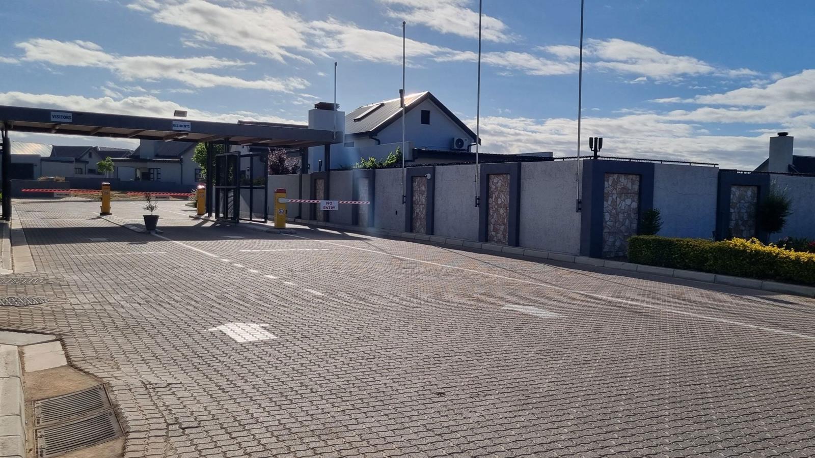 331 m² Land available in Robertson